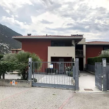 Porta Del Garda Apartment Dro Exterior photo